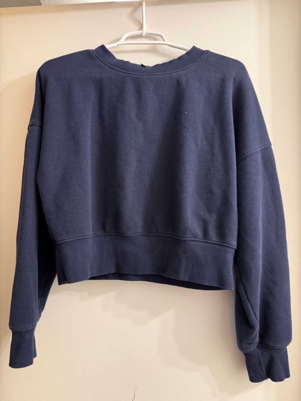 wild fable cropped sweatshirt